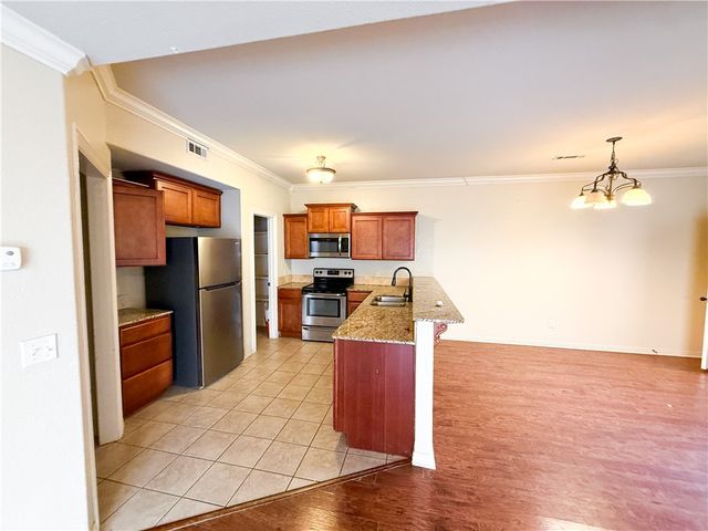 692 N Wordsworth Lane, Fayetteville, AR 72704