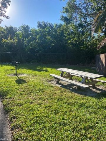 5308 Treetops DR H204, Naples, FL 34113