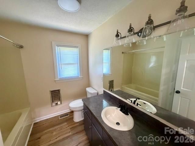 620 Central Street, Hudson, NC 28638