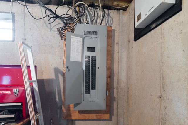 191 Pond View Drive, Watertown, CT 06795