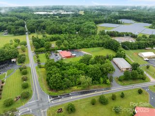 2120 Mooresville Road, Salisbury, NC 28147
