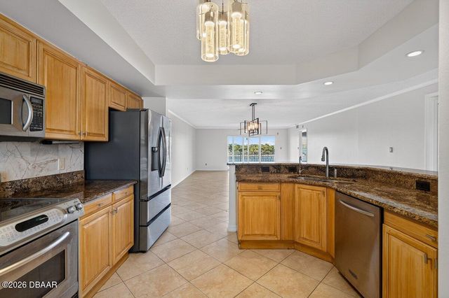 522 Marina Point Drive, Daytona Beach, FL 32114