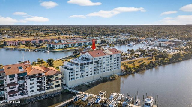 522 Marina Point Drive, Daytona Beach, FL 32114