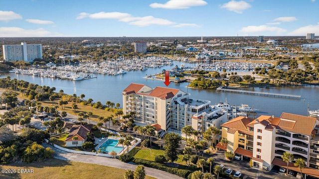 522 Marina Point Drive, Daytona Beach, FL 32114