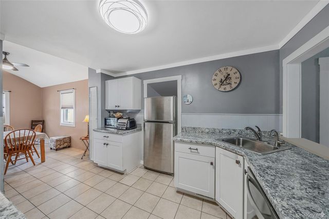 56 Bay Avenue, Ronkonkoma, NY 11779