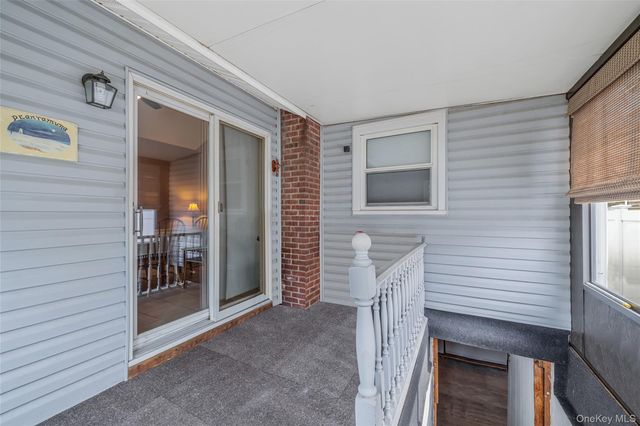 56 Bay Avenue, Ronkonkoma, NY 11779
