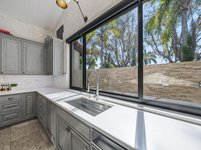 319 BIRD KEY DRIVE, Sarasota, FL 34236