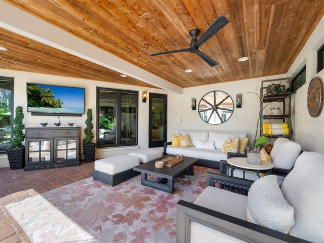 319 BIRD KEY DRIVE, Sarasota, FL 34236