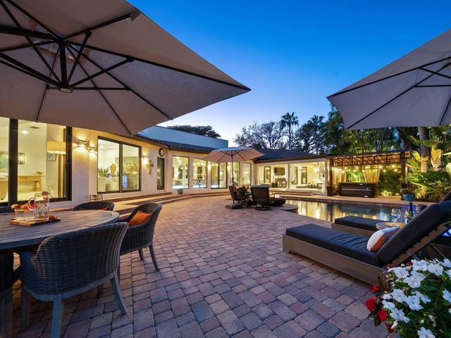 319 BIRD KEY DRIVE, Sarasota, FL 34236