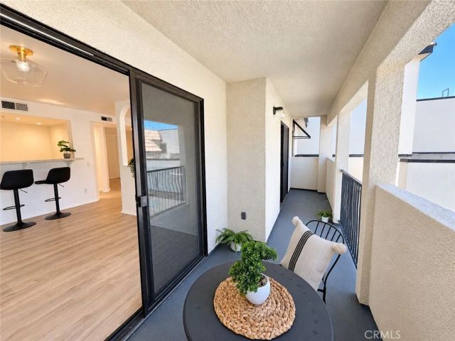 17735 Kinzie, Northridge, CA 91325