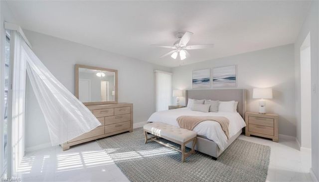 5657 Eichen CIR E, Fort Myers, FL 33919