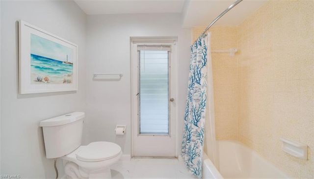 5657 Eichen CIR E, Fort Myers, FL 33919