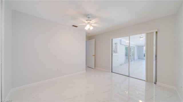 5657 Eichen CIR E, Fort Myers, FL 33919
