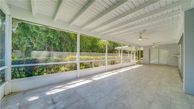 5657 Eichen CIR E, Fort Myers, FL 33919