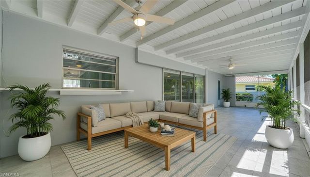 5657 Eichen CIR E, Fort Myers, FL 33919