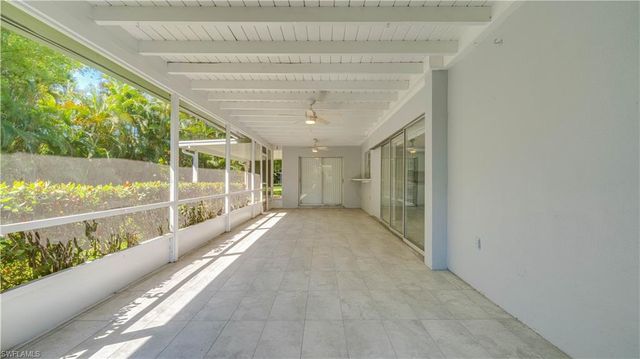 5657 Eichen CIR E, Fort Myers, FL 33919