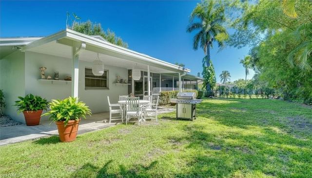 5657 Eichen CIR E, Fort Myers, FL 33919