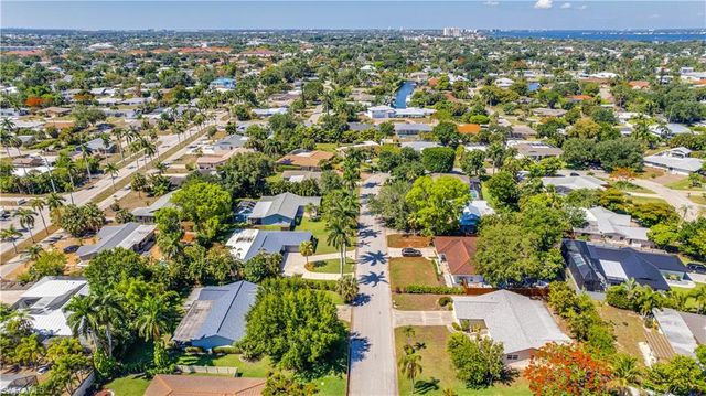 5657 Eichen CIR E, Fort Myers, FL 33919