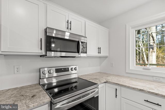 22202 WETIPQUIN RD, Quantico, MD 21856