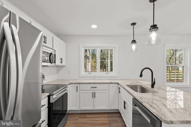 22202 WETIPQUIN RD, Quantico, MD 21856