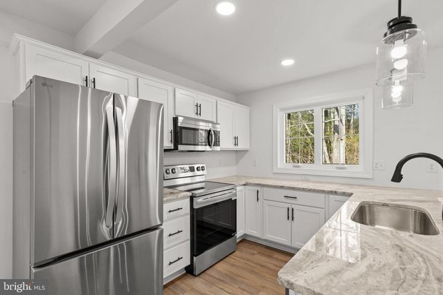 22202 WETIPQUIN RD, Quantico, MD 21856