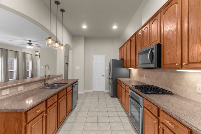 9458 Park Garden Drive, Frisco, TX 75035