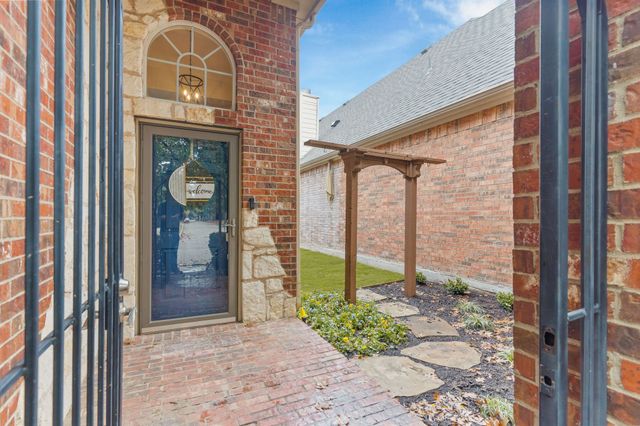 9458 Park Garden Drive, Frisco, TX 75035