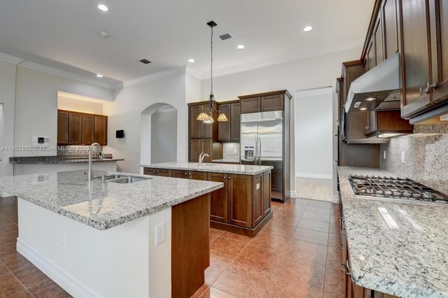 8181 Banpo Bridge Way, Delray Beach, FL 33446