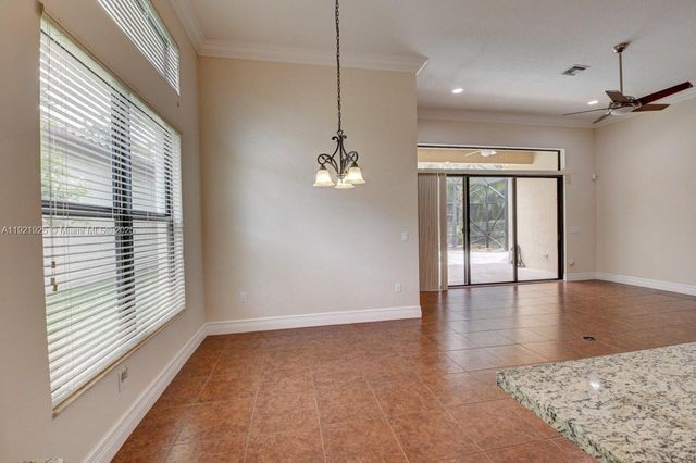 8181 Banpo Bridge Way, Delray Beach, FL 33446