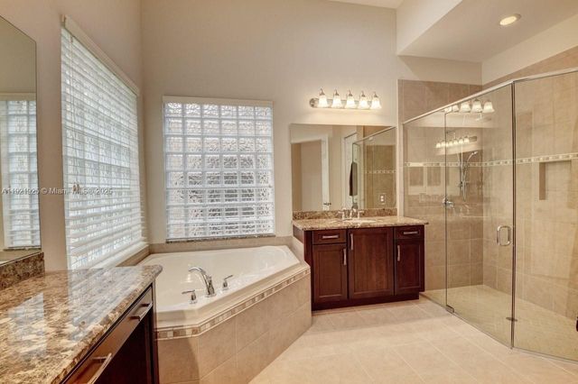 8181 Banpo Bridge Way, Delray Beach, FL 33446