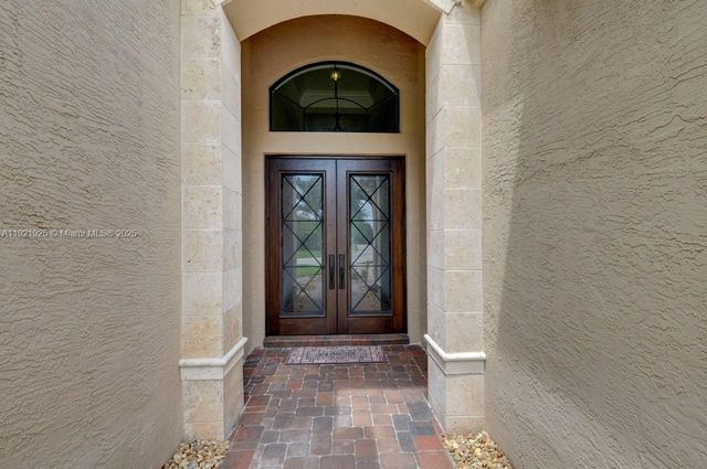 8181 Banpo Bridge Way, Delray Beach, FL 33446