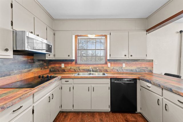 2568 County Road 310, Cleburne, TX 76031