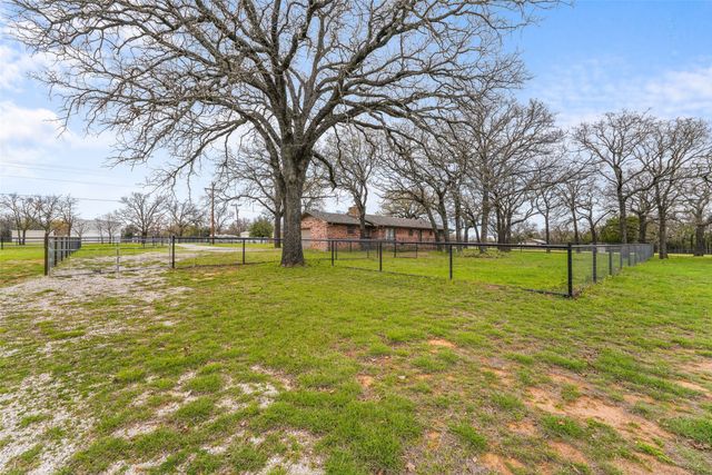 2568 County Road 310, Cleburne, TX 76031