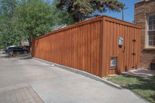 2122 S HAYDEN Street, Amarillo, TX 79109