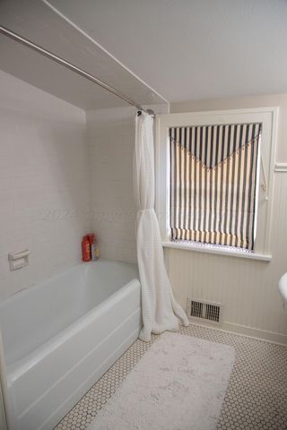 2122 S HAYDEN Street, Amarillo, TX 79109