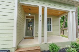 204 Maple Avenue, Marion, NC 28752