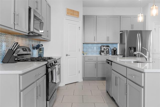 15951 MULRION BOULEVARD, Punta Gorda, FL 33982