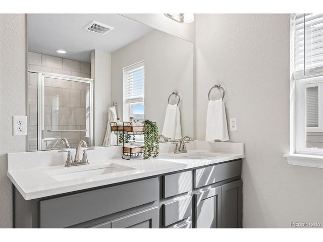 1216 104th Avenue Ct, Greeley, CO 80634