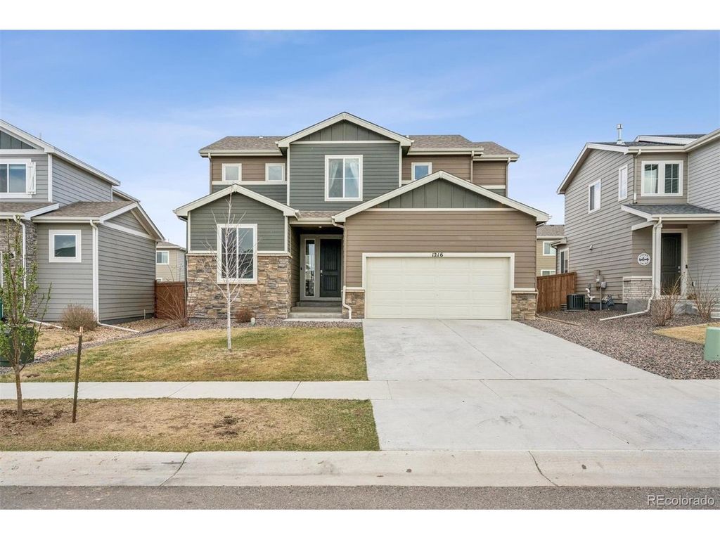 1216 104th Avenue Ct, Greeley, CO 80634