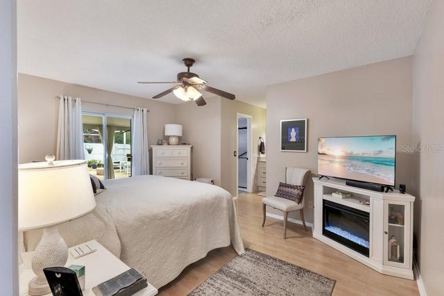 2462 MILL RUN BOULEVARD, Kissimmee, FL 34744