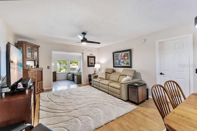 2462 MILL RUN BOULEVARD, Kissimmee, FL 34744