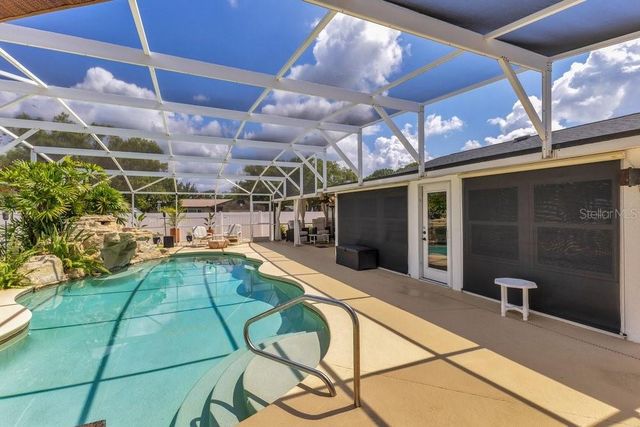 2462 MILL RUN BOULEVARD, Kissimmee, FL 34744