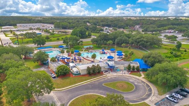 2462 MILL RUN BOULEVARD, Kissimmee, FL 34744