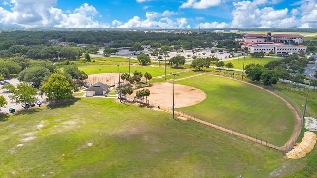 2462 MILL RUN BOULEVARD, Kissimmee, FL 34744