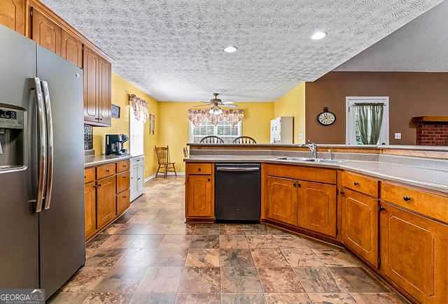 2025 Pheasant Run Drive, Mcdonough, GA 30252