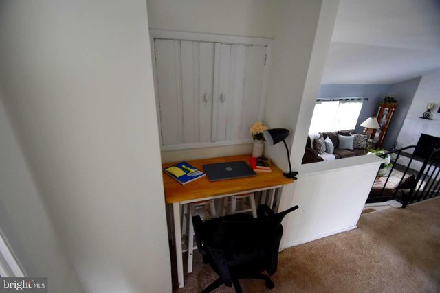 3 GRANVILLE LN, Newark, DE 19713