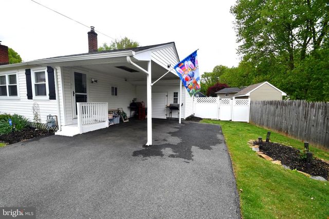 3 GRANVILLE LN, Newark, DE 19713