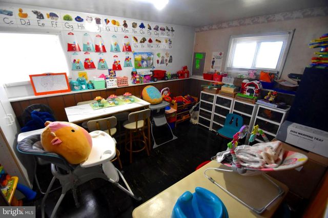 3 GRANVILLE LN, Newark, DE 19713