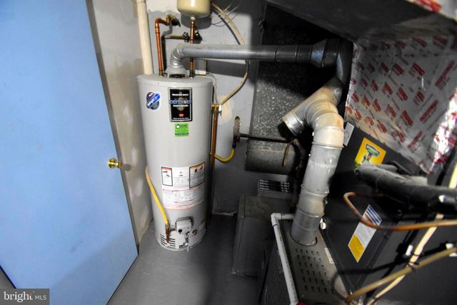 3 GRANVILLE LN, Newark, DE 19713