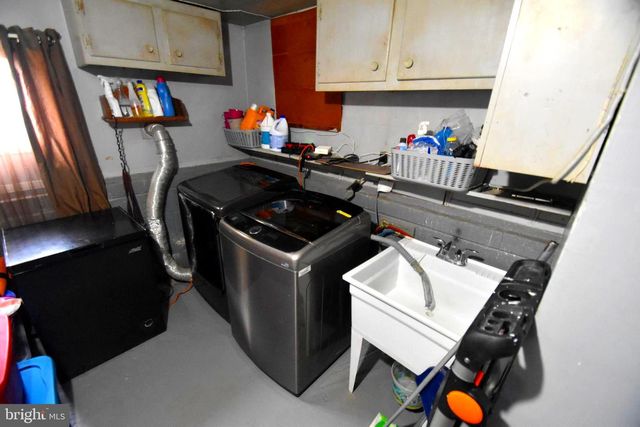 3 GRANVILLE LN, Newark, DE 19713